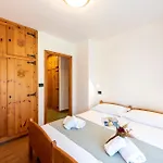 Apartment Armonia - Happy
